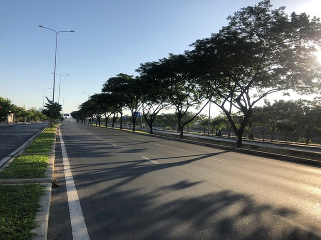 Sài Gòn đẹp dịu dàng sáng mùng 1 tết - Hình 18 Sai Gon dep diu dang sang mung 1 tet-Hinh-18