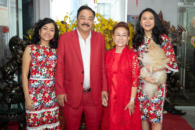 Từ tay trắng đến cơ ngơi ngàn tỷ của Dr Thanh và câu chuyện 'con ruồi giá 500 triệu' Tu tay trang den co ngoi ngan ty cua Dr Thanh va cau chuyen 'con ruoi gia 500 trieu'