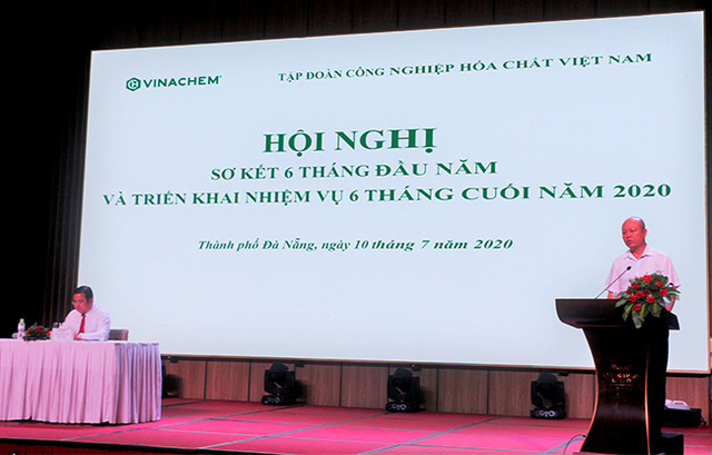 Vinachem ước lỗ hơn 1.000 tỷ trong 6 tháng đầu năm 2020 Vinachem uoc lo hon 1.000 ty trong 6 thang dau nam 2020