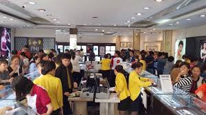 PNJ dự kiến phát hành 2,3 triệu cổ phiếu ESOP với giá 20.000 đồng/cp PNJ du kien phat hanh 2,3 trieu co phieu ESOP voi gia 20.000 dong/cp