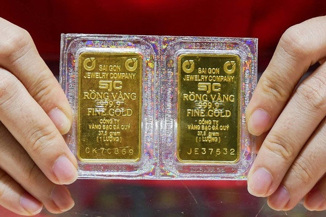 Giá vàng hôm nay: Giá vàng trong nước tăng nhẹ, thế giới tiếp đà giảm Gia vang hom nay: Gia vang trong nuoc tang nhe, the gioi tiep da giam