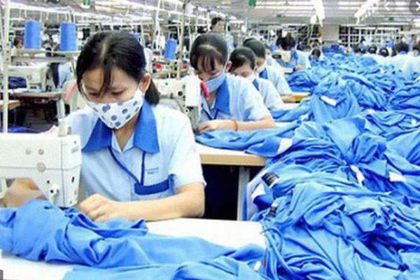 Cổ phiếu doanh nghiệp ngành may lao dốc cả quý 1, có thấy 'ánh sáng cuối đường hầm' quý 2? Co phieu doanh nghiep nganh may lao doc ca quy 1, co thay 'anh sang cuoi duong ham' quy 2?