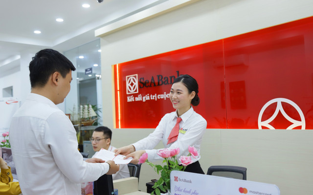 Ái nữ Lê Thu Thủy thay Madam Nga 'gồng gánh' SeABank như thế nào? - Hình 2 Ai nu Le Thu Thuy thay Madam Nga 'gong ganh' SeABank nhu the nao?-Hinh-2