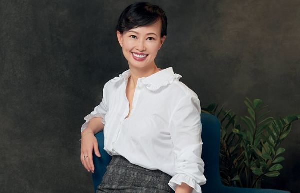 Shark Thái Vân Linh: Từ 'cá mập' cứng rắn đến bà mẹ bỉm sữa 2 con Shark Thai Van Linh: Tu 'ca map' cung ran den ba me bim sua 2 con