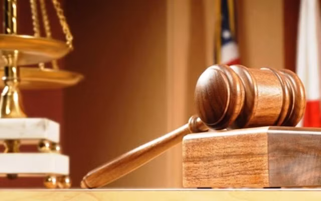 Khong dang ky giao dich va bao cao tai lieu, Tong Bach Hoa bi phat 435 trieu dong