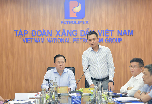 Petrolimex sẽ bán sạch 75 triệu cổ phiếu quỹ, thoái vốn Nhà nước Petrolimex se ban sach 75 trieu co phieu quy, thoai von Nha nuoc