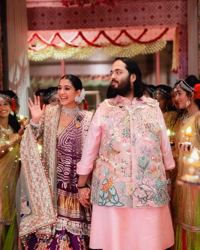 Anant Ambani giau nhu the nao khi cha la ty phu the gioi?