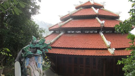 Biệt phủ khủng của tướng CA trong rừng Hải Vân có gì? Biet phu khung cua tuong CA trong rung Hai Van co gi?