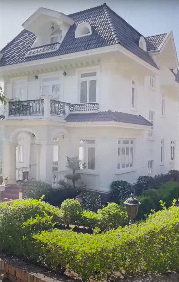 Cay hai Le Duong Bao Lam co khoi tai san khung nhu the nao?-Hinh-8