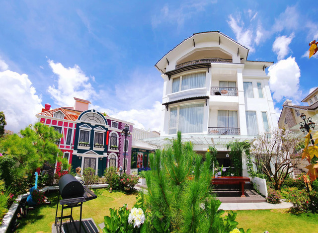 Cận cảnh biệt thự triệu đô 500m2 giữa Đà Lạt của diễn viên Kiều Linh - Hình 8 Can canh biet thu trieu do 500m2 giua Da Lat cua dien vien Kieu Linh-Hinh-8