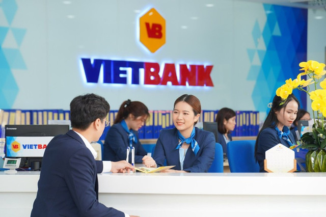 Chủ tịch ngân hàng Vietbank chi gần 80 tỷ đồng gom 7 triệu cổ phiếu VBB Chu tich ngan hang Vietbank chi gan 80 ty dong gom 7 trieu co phieu VBB