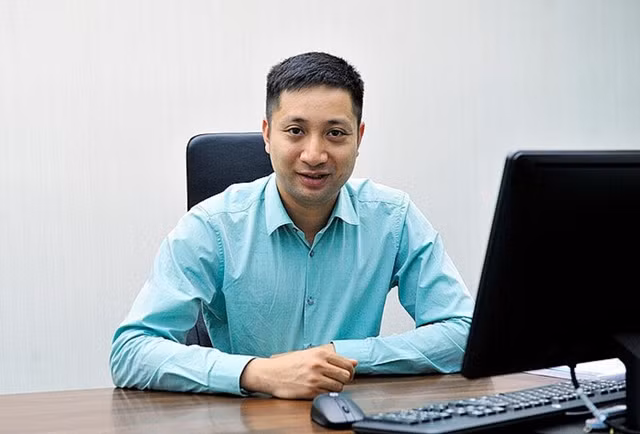 Ong Hoang Ngoc Phuong roi ghe Pho Tong giam doc Vietinbank-Hinh-2