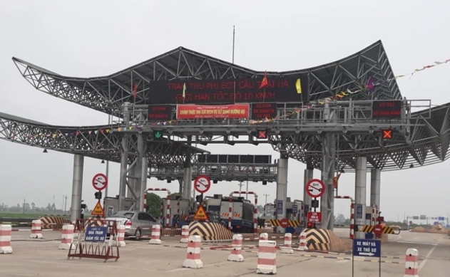 BOT Cầu Thái Hà ngập trong thua lỗ, vay nợ gấp 6,6 lần vốn chủ BOT Cau Thai Ha ngap trong thua lo, vay no gap 6,6 lan von chu