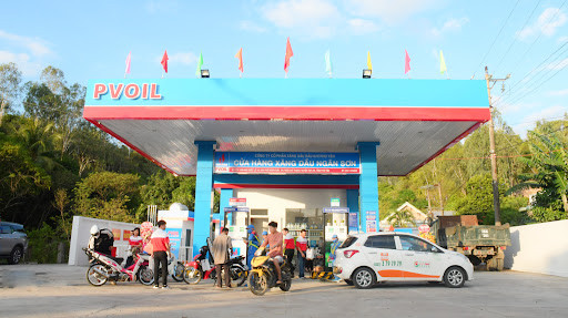 Xăng dầu Dầu khí Phú Yên thoát lỗ nhờ nguồn thu từ trạm sạc Vinfast Xang dau Dau khi Phu Yen thoat lo nho nguon thu tu tram sac Vinfast