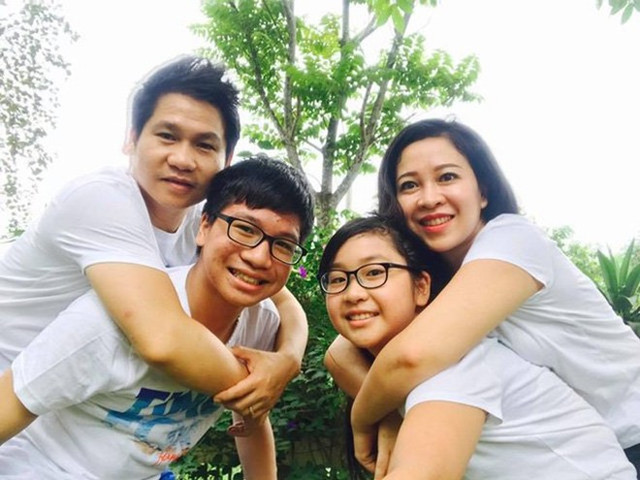 Ngắm sân thượng mướt mát rau trái của ca sĩ Trọng Tấn Ngam san thuong muot mat rau trai cua ca si Trong Tan