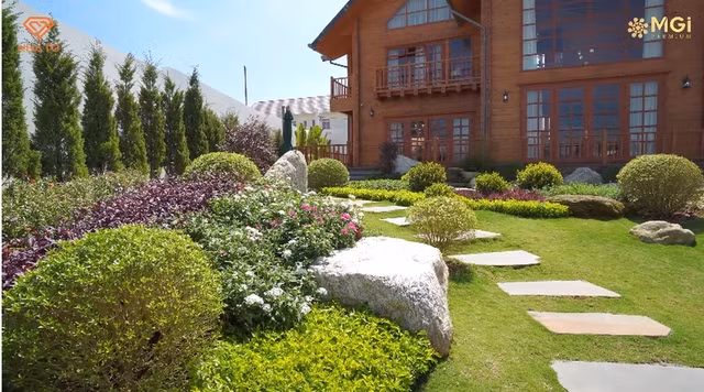 Ben trong biet thu go thong 50 ty doc nhat Viet Nam-Hinh-5