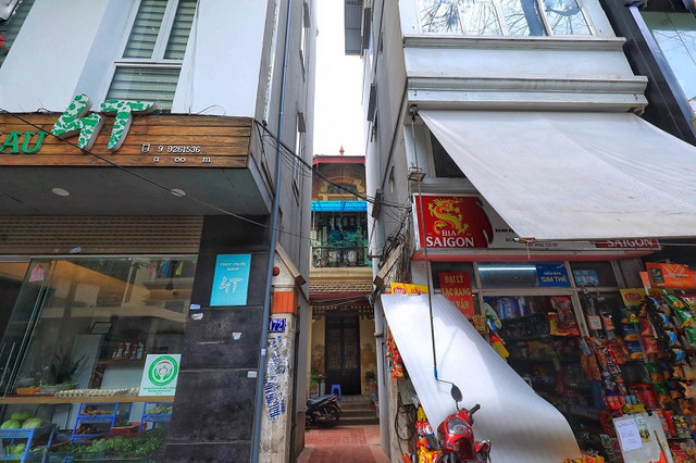 Tận mục biệt thự trăm tuổi 1.000m2 giữa lòng phố cổ Hà Nội - Hình 4 Tan muc biet thu tram tuoi 1.000m2 giua long pho co Ha Noi-Hinh-4