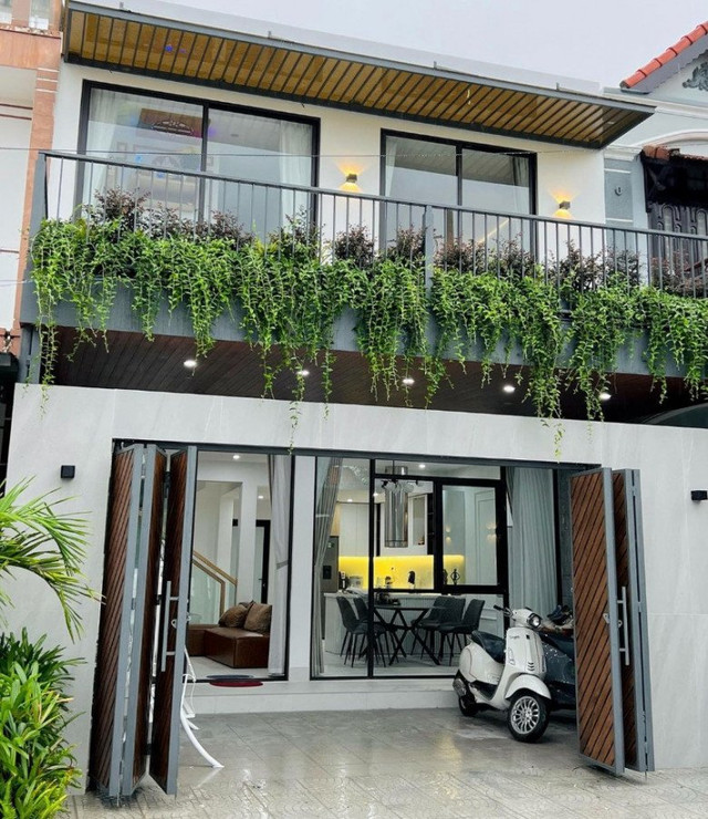 Năm 2023, những sao Việt nào tậu nhà báo hiếu cha mẹ? - Hình 6 Nam 2023, nhung sao Viet nao tau nha bao hieu cha me?-Hinh-6