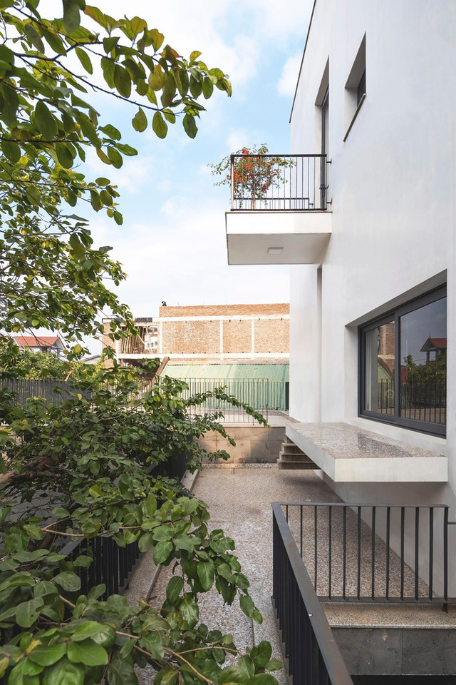 Nhà đẹp 'không góc chết' dù xây trên đất méo ở Hà Tĩnh - Hình 4 Nha dep 'khong goc chet' du xay tren dat meo o Ha Tinh-Hinh-4