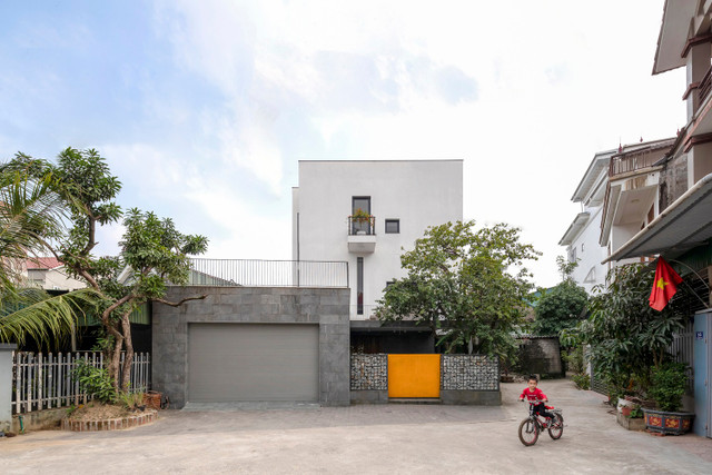 Nhà đẹp 'không góc chết' dù xây trên đất méo ở Hà Tĩnh Nha dep 'khong goc chet' du xay tren dat meo o Ha Tinh