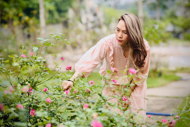 Khu vườn ngập hoa trái như khu sinh thái của Mỹ Tâm - Hình 11 Khu vuon ngap hoa trai nhu khu sinh thai cua My Tam-Hinh-11