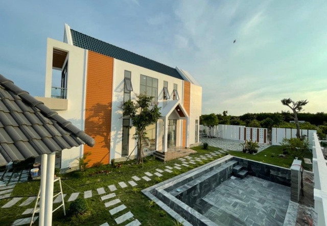 Ngan ngo voi biet thu nha vuon 600m2 muot mat gan 10 ty cua Le Giang