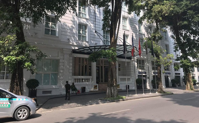 Khách sạn Metropole có khách nhiễm Covid-19 bị phong toả thuộc sở hữu đại gia nào? Khach san Metropole co khach nhiem Covid-19 bi phong toa thuoc so huu dai gia nao?