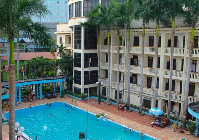 Đột nhập khách sạn Kim Liên trên đất vàng thủ đô của “bầu” Thụy - Hình 6 Dot nhap khach san Kim Lien tren dat vang thu do cua “bau” Thuy-Hinh-6