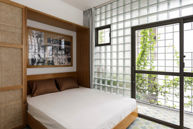 Nha trong hem ngap anh sang nho mat tien thiet ke doc la-Hinh-9