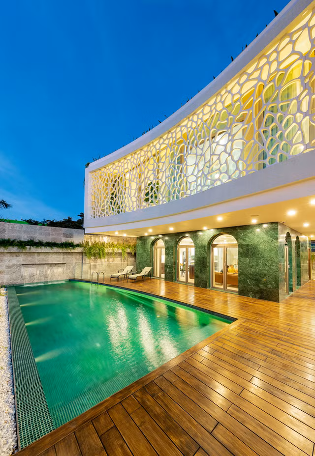 Biet thu huong bien o Da Nang lay cam hung tu san ho long lay tren bao Tay-Hinh-7