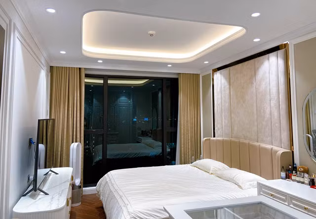 Ben trong can ho 10 ty dong cua hau ve Van Thanh o TP HCM-Hinh-9