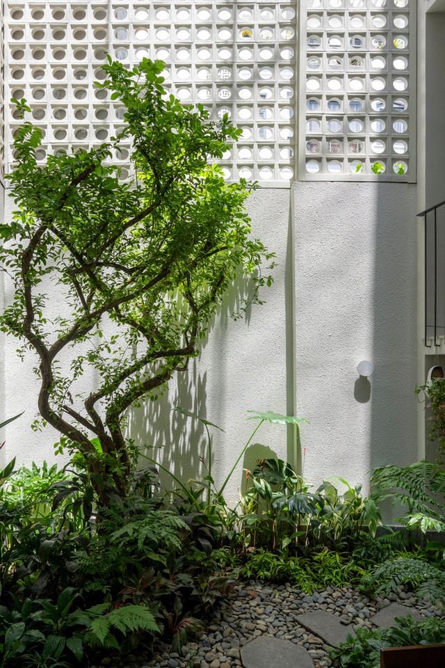 Nha Sai Gon uon cong sieu doc dao xuat hien tren bao My-Hinh-6