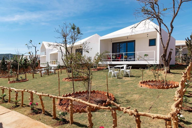 Người đẹp Lý Nhã Kỳ và khối tài sản đồ sộ - Hình 12 Nguoi dep Ly Nha Ky va khoi tai san do so-Hinh-12