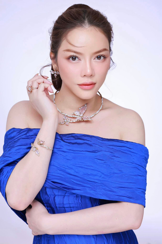 Người đẹp Lý Nhã Kỳ và khối tài sản đồ sộ - Hình 6 Nguoi dep Ly Nha Ky va khoi tai san do so-Hinh-6