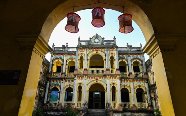 Cận cảnh dinh thự cổ 10.000m2 xa hoa bậc nhất một thời vùng Tây Bắc - Hình 5 Can canh dinh thu co 10.000m2 xa hoa bac nhat mot thoi vung Tay Bac-Hinh-5