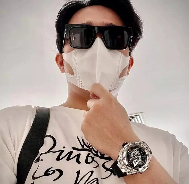 Ngoài nước hoa, Trấn Thành còn sở hữu bộ sưu tập đồng hồ tiền tỷ - Hình 9 Ngoai nuoc hoa, Tran Thanh con so huu bo suu tap dong ho tien ty-Hinh-9