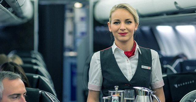 Nghề tiếp viên hàng không và những góc khuất ít biết - Hình 4 Nghe tiep vien hang khong va nhung goc khuat it biet-Hinh-4