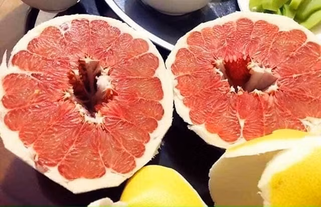 De dang phan biet ngay buoi Trung Quoc va buoi Viet Nam