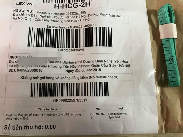 Mua quạt mini lồng sắt trên Lazada, khách nhận về...thước dây đo vải Mua quat mini long sat tren Lazada, khach nhan ve...thuoc day do vai