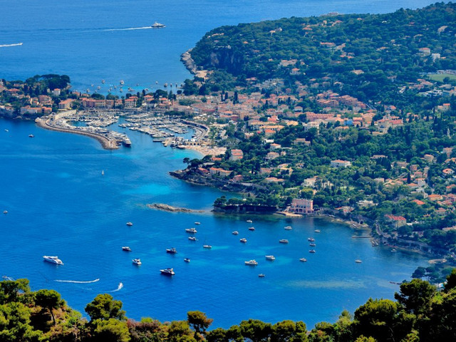 Khám phá cuộc sống xa xỉ ở “bán đảo tỷ phú“ Kham pha cuoc song xa xi o “ban dao ty phu“