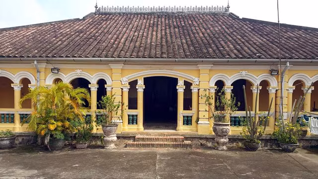 Ben trong can nha co doc dao bac nhat mien Tay-Hinh-5