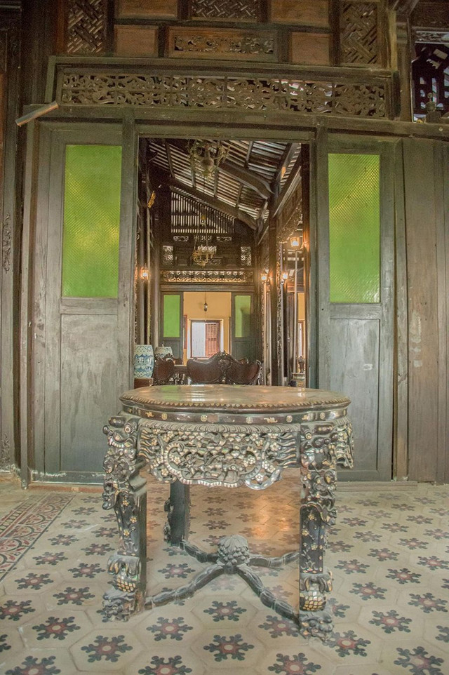 Bên trong căn nhà cổ độc đáo bậc nhất miền Tây - Hình 10 Ben trong can nha co doc dao bac nhat mien Tay-Hinh-10