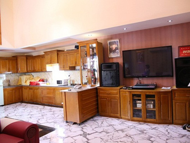 Vào xem biệt thự 200 tỷ của ca sĩ Khánh Phương ở TP HCM - Hình 5 Vao xem biet thu 200 ty cua ca si Khanh Phuong o TP HCM-Hinh-5