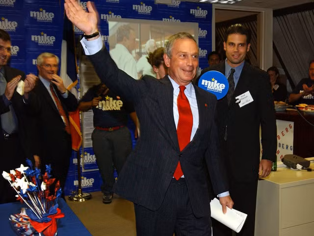 Cac ung vien Tong thong My giau co nao?-Hinh-3