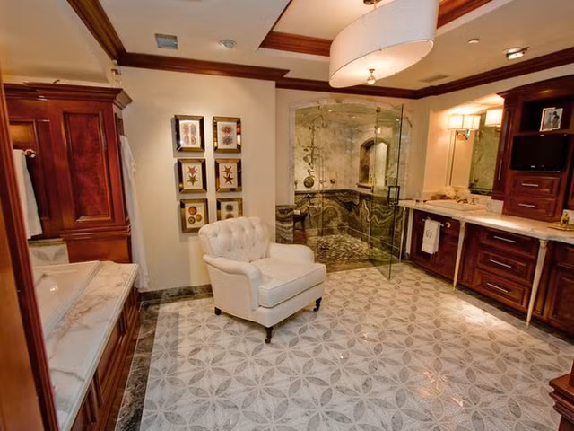 Choang con tau 1 ty USD voi nhung can ho xa xi-Hinh-8