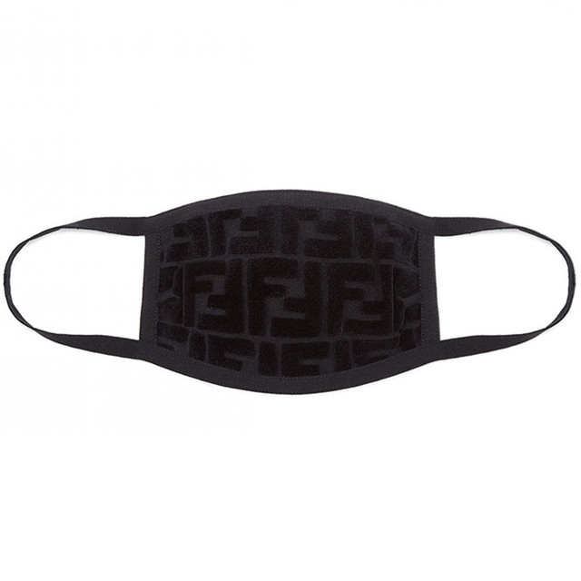 Gucci, Fendi bán khẩu trang độc lạ, giá vài triệu đồng - Hình 2 Gucci, Fendi ban khau trang doc la, gia vai trieu dong-Hinh-2
