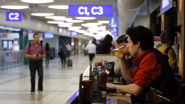 7 mon hang nay dat den vo ly nhung nhieu nguoi van mua hang ngay