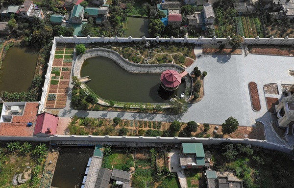 Cận cảnh những lâu đài dát vàng nghìn tỷ của đại gia đất Bắc - Hình 7 Can canh nhung lau dai dat vang nghin ty cua dai gia dat Bac-Hinh-7