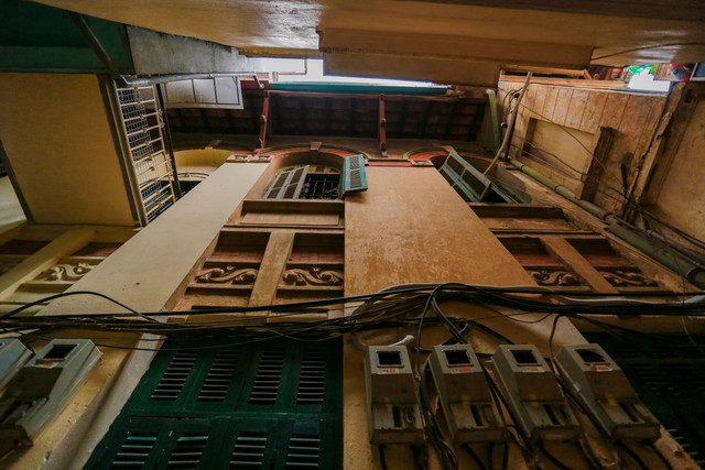 Bên trong biệt thự cổ của ông chủ ngành in “nức tiếng” Hà Nội - Hình 5 Ben trong biet thu co cua ong chu nganh in “nuc tieng” Ha Noi-Hinh-5