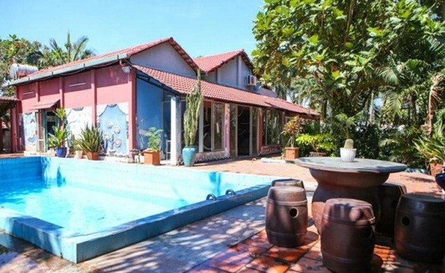 Cận cảnh nhà vườn bạt ngàn 3.000m2 của ca sĩ Phi Hùng - Hình 4 Can canh nha vuon bat ngan 3.000m2 cua ca si Phi Hung-Hinh-4